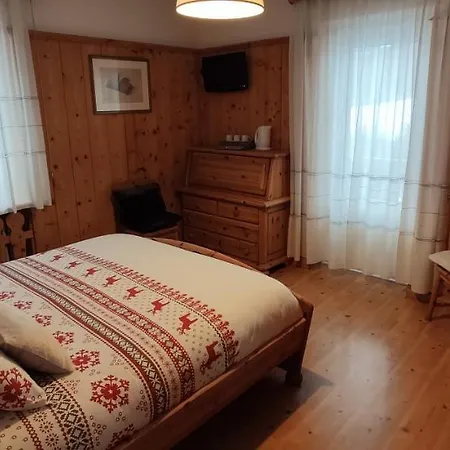 Hotel Villa Gaia Cortina dʼAmpezzo Exterior foto
